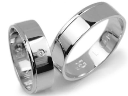 Przejdź do produktu Obrączki ślubne z białego złota płaskie z cyrkonią 6mm Lux L040