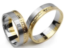Dwukolorowe obrączki ślubne płaskie z cyrkonią 6mm grecki wzór Lovely L129-k