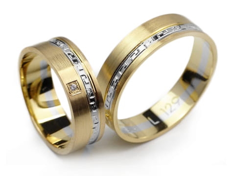 Dwukolorowe obrączki ślubne płaskie z cyrkonią 6mm grecki wzór Lovely L129-k