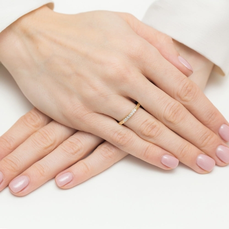 Przejdź do produktu Pierścionek zaręczynowy z żółtego złota z diamentami 0,10ct Fire Of Love 