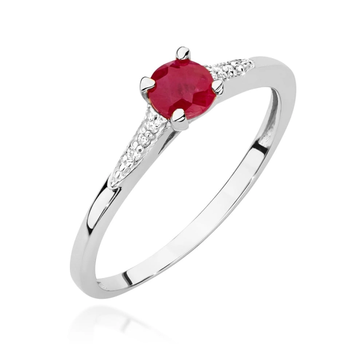 Pierścionek zaręczynowy z białego złota z rubinem i diamentami 0,03ct Fire Of Love
