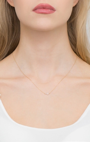 Przejdź do produktu Naszyjnik z żółtego złota z diamentami 0,06ct krzyżyk The Diamonds