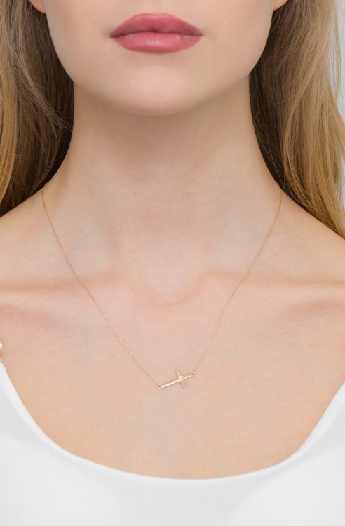 Naszyjnik z żółtego złota z diamentem 0,005ct krzyż The Diamonds