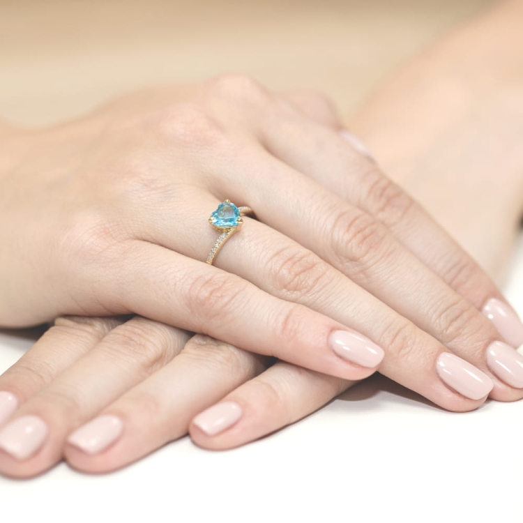 Pierścionek zaręczynowy z żółtego złota z topazem i diamentami 0,06ct Fire Of Love