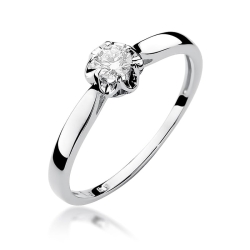 Pierścionek zaręczynowy z białego złota z diamentem 0,15ct Fire Of Love