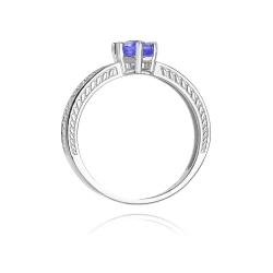 Pierścionek zaręczynowy z białego złota z tanzanitem i diamentami 0,08ct Fire Of Love