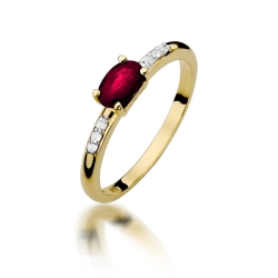 Pierścionek zaręczynowy z żółtego złota z rubinem i diamentami 0,03ct Fire Of Love