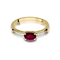 Pierścionek zaręczynowy z żółtego złota z rubinem i diamentami 0,03ct Fire Of Love