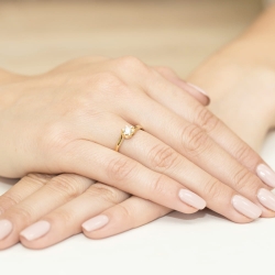 Pierścionek zaręczynowy z żółtego złota z diamentem 0,30ct Fire Of Love
