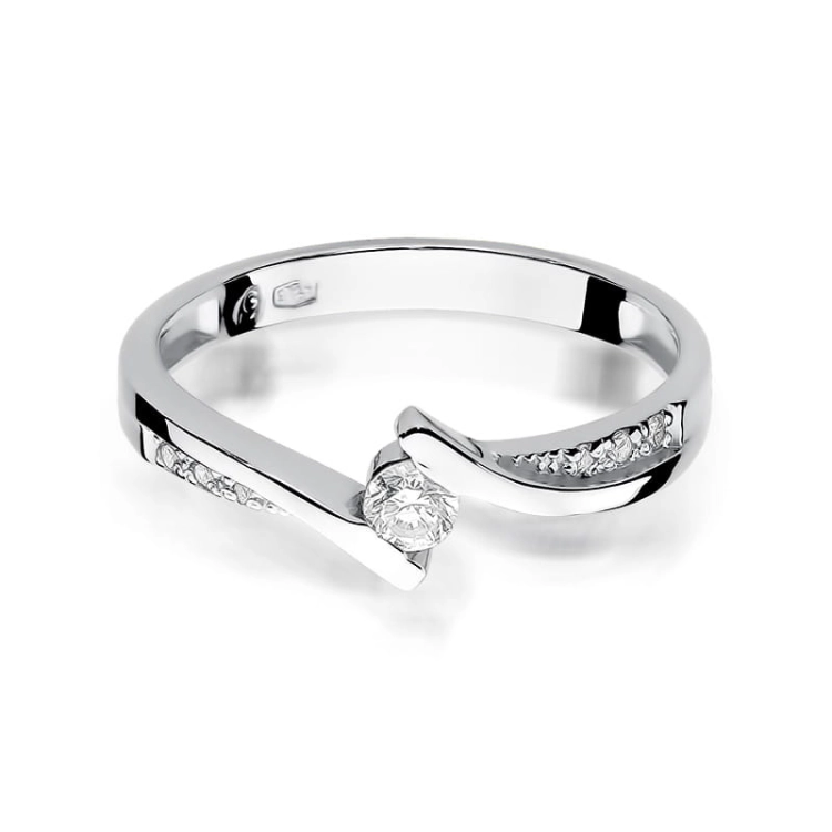 Pierścionek zaręczynowy z białego złota z brylantami 0,16ct Fire Of Love
