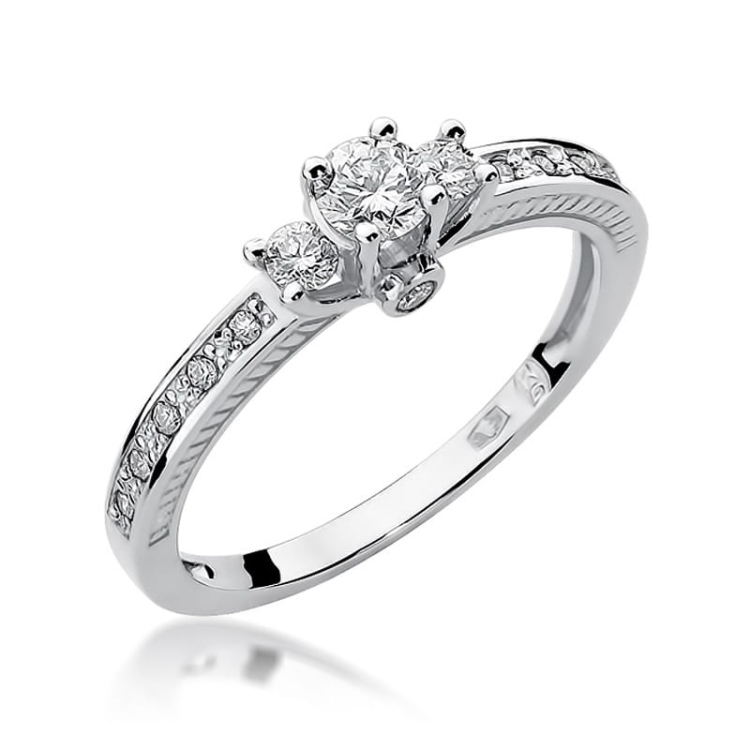 Pierścionek zaręczynowy z białego złota z diamentami 0,42ct Fire Of Love