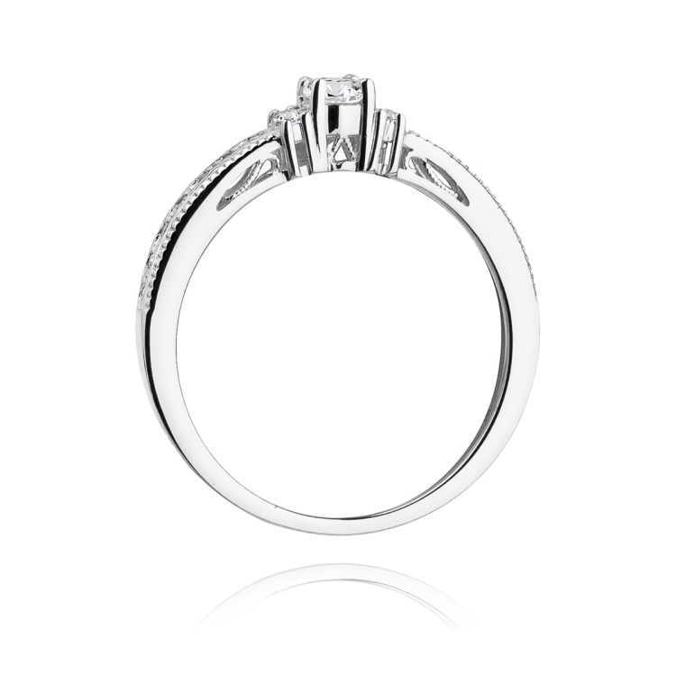 Pierścionek zaręczynowy z białego złota z brylantami 0,24ct Fire Of Love