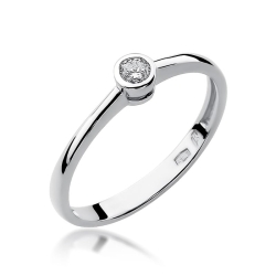 Pierścionek zaręczynowy z białego złota z diamentem 0,10ct Fire Of Love