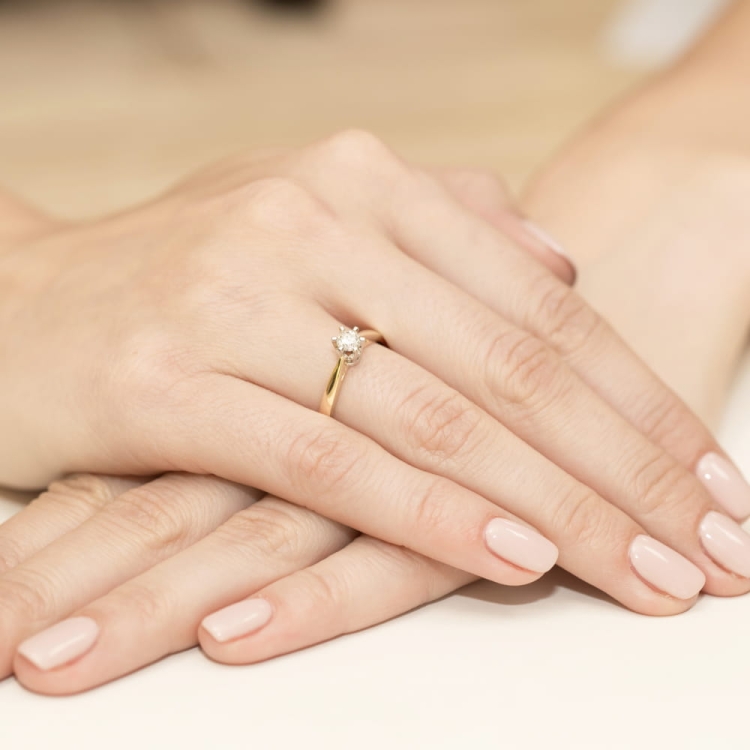 Pierścionek zaręczynowy z żółtego złota z diamentem 0,25ct Fire Of Love
