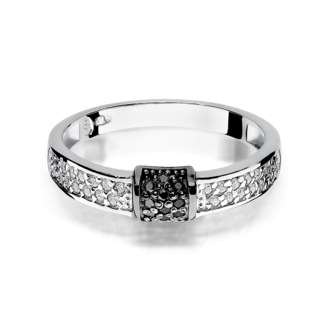 Przejdź do produktu Pierścionek zaręczynowy z białego złota z czarnymi i białymi diamentami 0,14ct Fire Of Love