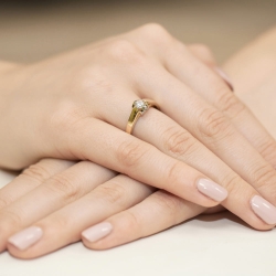 Pierścionek zaręczynowy z żółtego złota z diamentem 0,30ct Fire Of Love