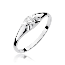Pierścionek zaręczynowy z białego złota z diamentem 0,10ct Fire Of Love