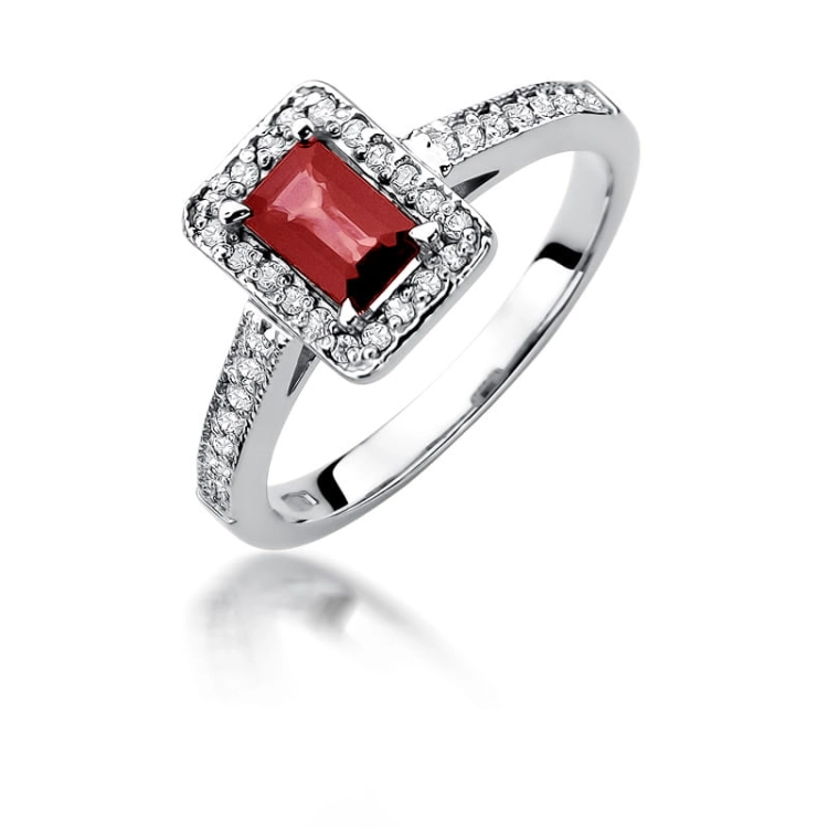 Pierścionek zaręczynowy z białego złota z rubinem i diamentami 0,22ct Fire Of Love