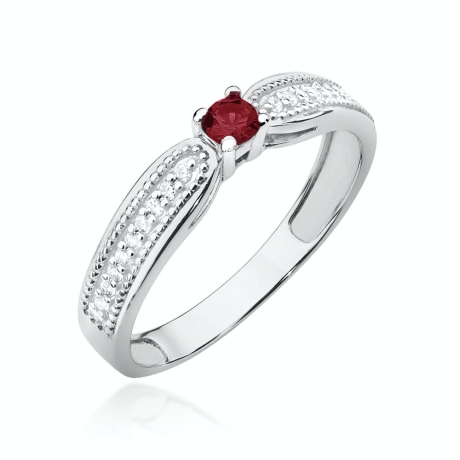 Przejdź do produktu Pierścionek zaręczynowy z białego złota z rubinem i diamentami 0,09ct Fire Of Love 
