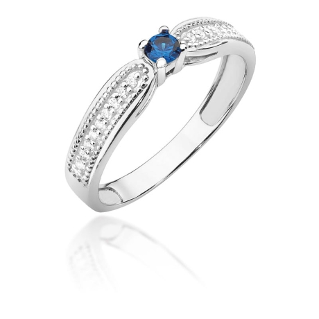 Przejdź do produktu Pierścionek zaręczynowy z białego złota z szafirem i diamentami 0,09ct Fire Of Love