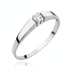 Pierścionek zaręczynowy z białego złota z diamentem 0,10ct Fire Of Love