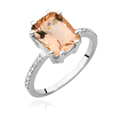 Przejdź do produktu Pierścionek zaręczynowy z białego złota z morganitem i diamentami 0,07ct Fire Of Love 