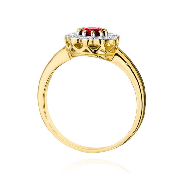 Pierścionek zaręczynowy z żółtego złota z rubinem i diamentami 0,30ct Fire Of Love