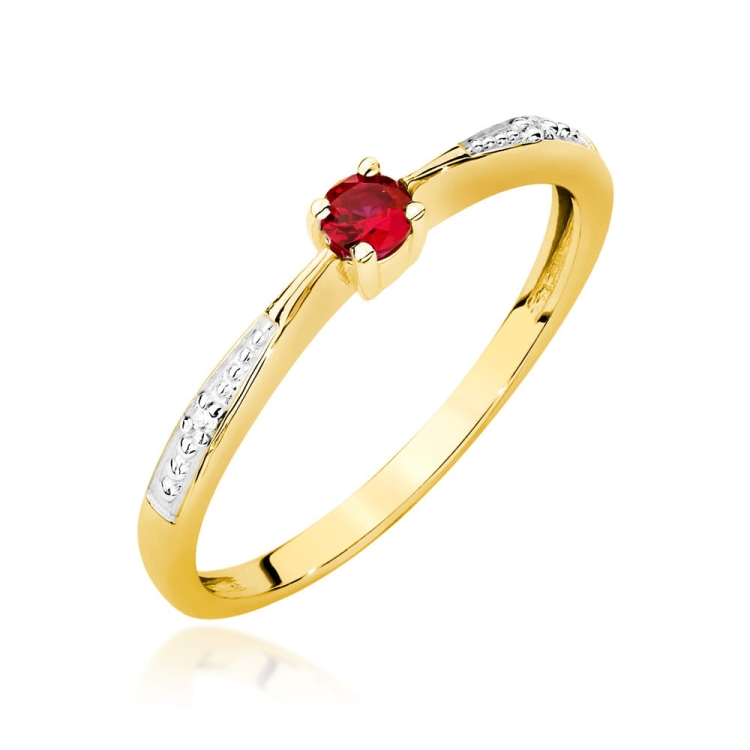 Pierścionek zaręczynowy z żółtego złota z rubinem i diamentami 0,01ct Fire Of Love