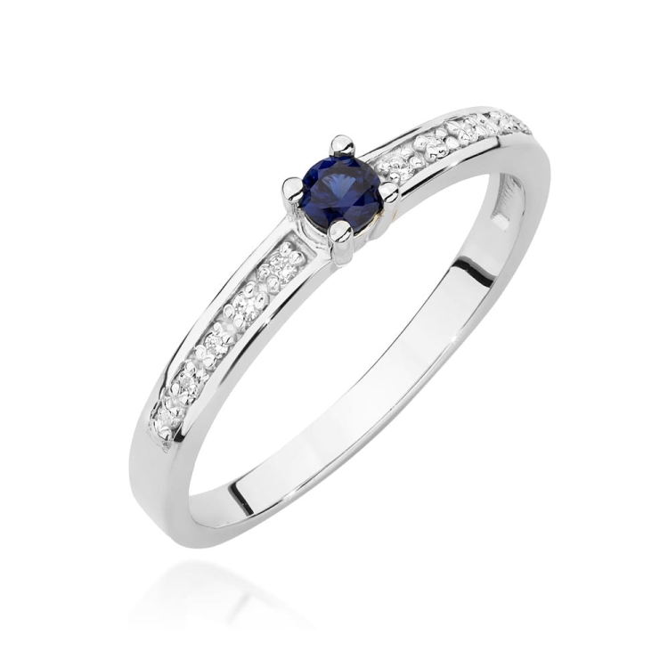 Pierścionek zaręczynowy z białego złota z szafirem i diamentami 0,05ct Fire Of Love
