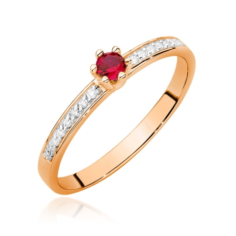 Przejdź do produktu Pierścionek zaręczynowy z różowego złota z rubinem i diamentami 0,07ct Fire Of Love 