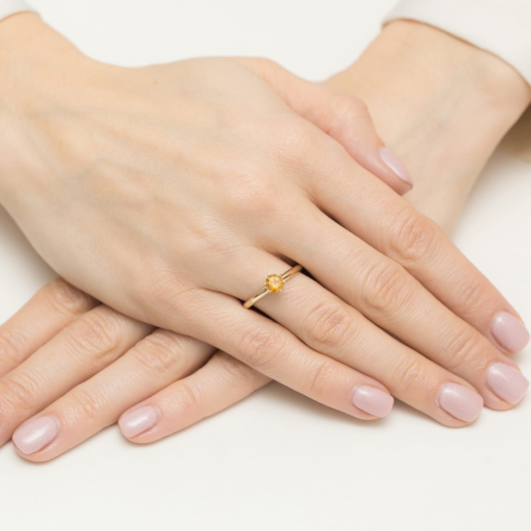 Pierścionek zaręczynowy z żółtego złota z cytrynem i brylantami 0,04ct Fire Of Love