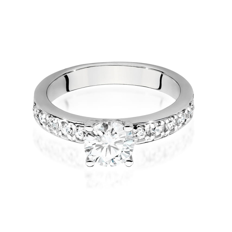 Pierścionek zaręczynowy z białego złota z centralnym diamentem 0,70ct Fire Of Love