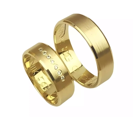Przejdź do produktu Fazowane obrączki ślubne z żółtego złota 6mm Classic C028