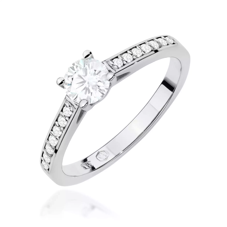 Pierścionek z białego złota, diament laboratoryjny 0,50ct