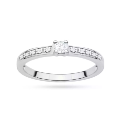 Pierścionek z białego złota, diament laboratoryjny centralny 0,08ct