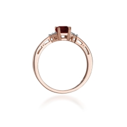 Pierścionek zaręczynowy z różowego złota z granatem i diamentami 0,03ct Fire Of Love
