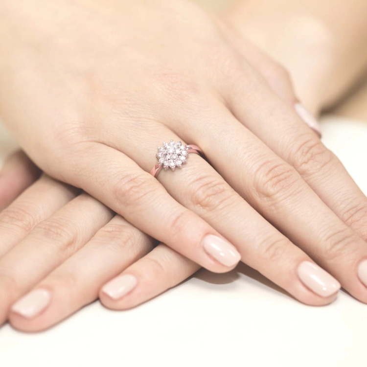 Pierścionek zaręczynowy z różowego złota z diamentami 0,40ct Fire Of Love