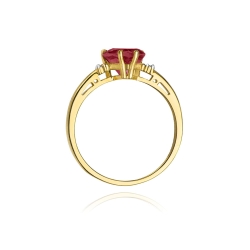 Pierścionek zaręczynowy z żółtego złota z rubinem i diamentami 0,03ct Fire Of Love BW-12-rubin