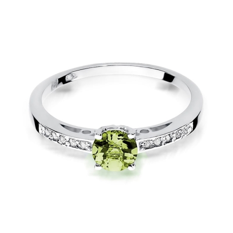 Przejdź do produktu Pierścionek zaręczynowy z białego złota z oliwinem i diamentami 0,05ct Fire Of Love