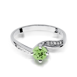 Pierścionek zaręczynowy z białego złota z oliwinem i diamentami 0,05ct Fire Of Love BW-84-oliwin-b