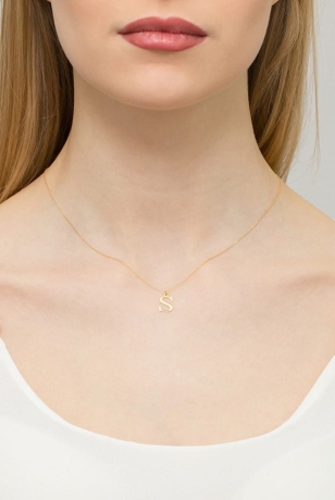 Przejdź do produktu Naszyjnik z żółtego złota z diamentem 0,005ct mała literka S The Diamonds