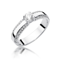 Pierścionek zaręczynowy z białego złota z diamentami 0,45ct Fire Of Love BW-356-b