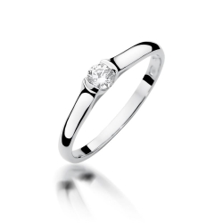 Pierścionek zaręczynowy z białego złota z diamentem 0,15ct Fire Of Love BW-369-b