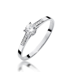 Pierścionek zaręczynowy z białego złota z diamentami 0,21ct Fire Of Love BW-399-b