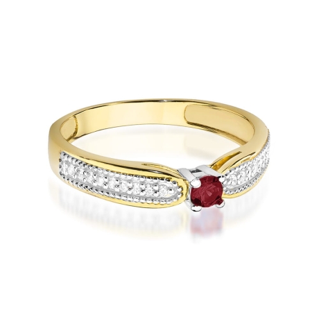 Przejdź do produktu Pierścionek zaręczynowy z żółtego złota z rubinem i diamentami 0,09ct Fire Of Love
