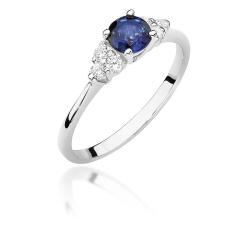 Pierścionek zaręczynowy z białego złota z szafirem i diamentami 0,18ct Fire Of Love BW-451-b