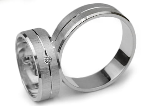 Przejdź do produktu Obrączki ślubne z białego złota płaskie z cyrkonią 6mm Infinity 